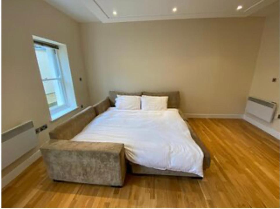 Easby Breakaways - **Modern Apartment 5 Mins From South Bay, Scarborough** Экстерьер фото